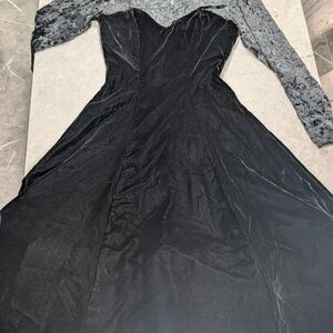 Vintage Black Velvet Long Sleeve Dress